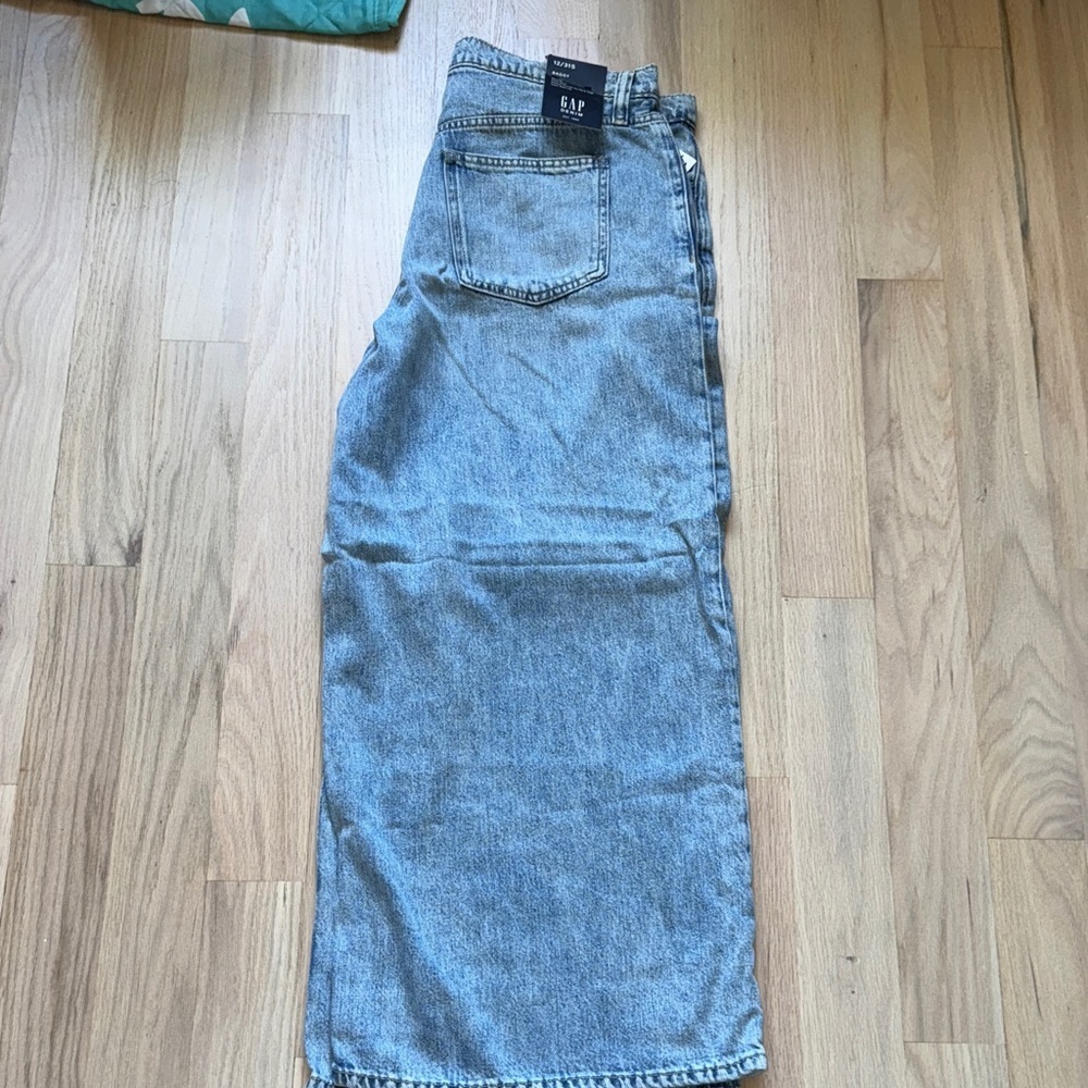 GAP Women's Light Blue Flare Jeans - Picture 9 of 16